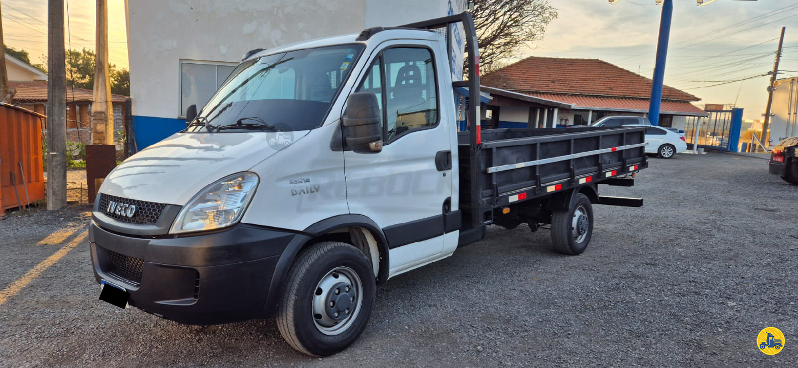 CAMINHAO IVECO DAILY 35s14 Carga Seca Cavalo 4x2 Rebocks LIMEIRA SÃO PAULO SP